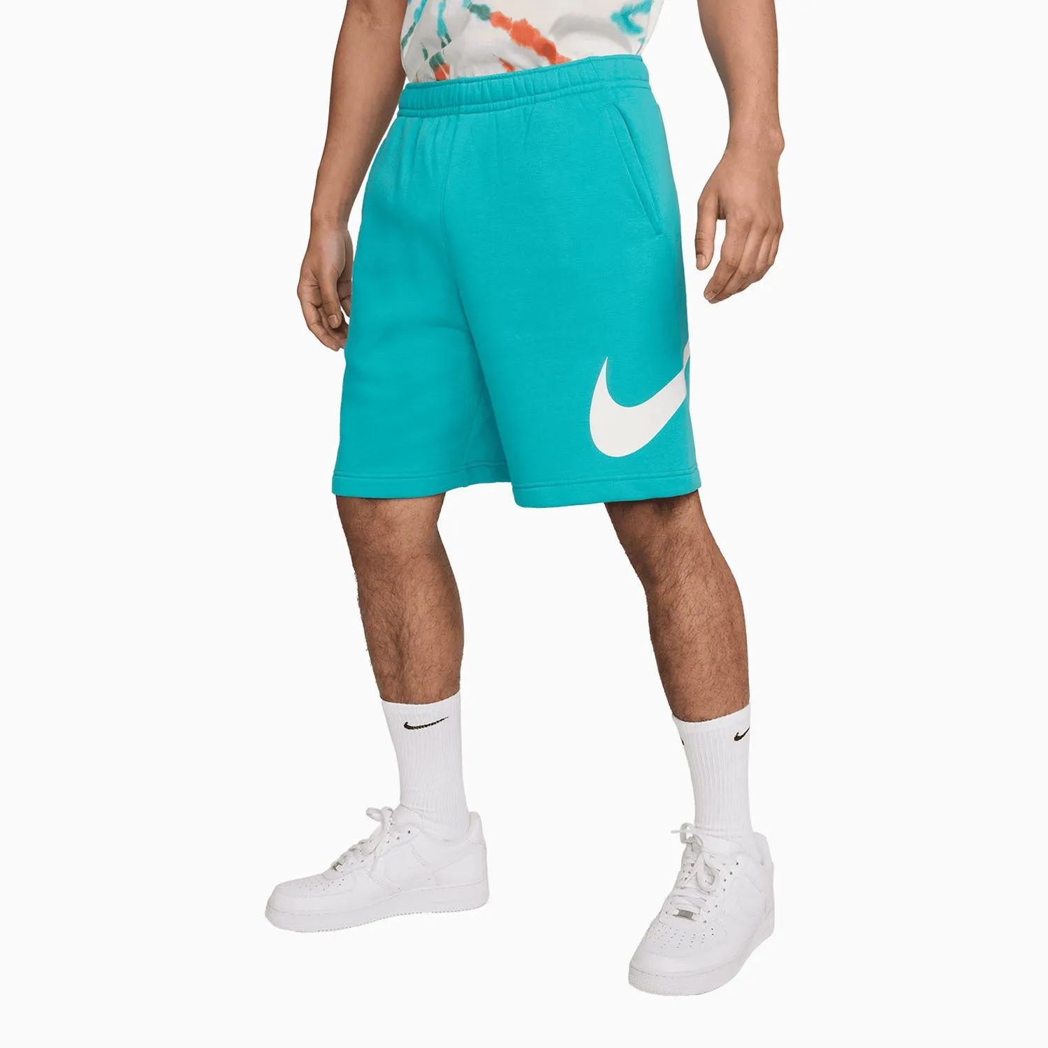 Men's Sportswear Club T-Shirt And Shorts Outfit